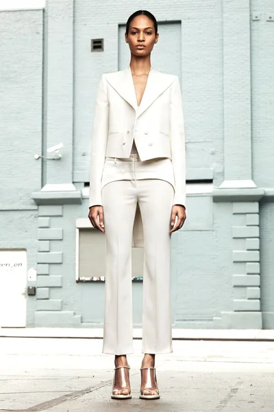 Look 12